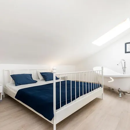 Casa Maria 2 דירה *