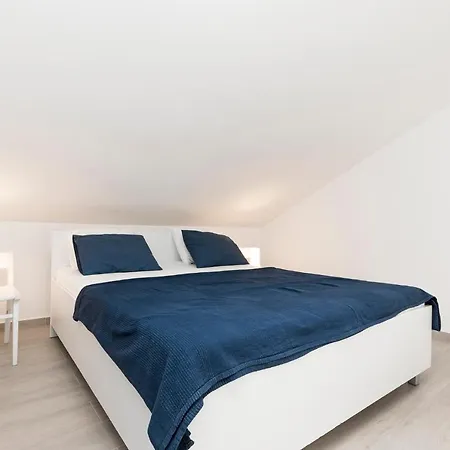 Casa Maria 2 * מאלי לוסיניי